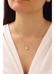 Miu Silver Srebrny naszyjnik z zawieszką - dł. 42 cm rozmiar: onesize. Szare naszyjniki Miu Silver, z materiału, z cyrkonią, srebrne. Za 86.99 zł.