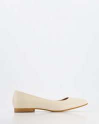 BALERINY DAMSKIE WOLF525 NA BEIGE. Brązowe baleriny Venezia, bez wzorów, ze skóry, bez obcasa, bez zapięcia. Za 199.00 zł.