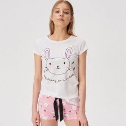 Dwuczęściowa piżama z królikiem - Biały. Piżamy marki Sinsay. Za 39.99 zł.