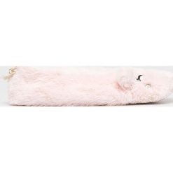 Etam - Kapcie Cordoba. Kapcie marki Etam. W wyprzedaży za 39.90 zł.