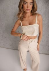 Beżowe Eleganckie Spodnie o Szerokim Kroju z Ozdobnym Paskiem Airia. Brązowe jeansy Renee, l, bez wzorów, z jeansu, eleganckie, krótkie. Za 129.99 zł.