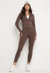 Brązowy Komplet Sportowy Bluza z Wycięciem na Kciuk i Legginsy Redinelle. Brązowe bluzy bez kaptura Born2be, l, bez wzorów, bez kaptura, do biegania. Za 139.99 zł.