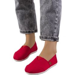 PA1 Czerwone tenisówki Basser. Czerwone trampki PA1, bez wzorów, z materiału, bez zapięcia. Za 70.93 zł.