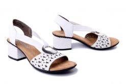 RIEKER 64677-80 white, sandały damskie. Białe sandały Rieker, bez wzorów, z gumy, bez obcasa, na obcasie, bez zapięcia. Za 289.90 zł.