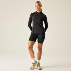 Damska bluza z kapturem Refresh Quick Dry Fleece. Czarne bluzy z kapturem Dare 2b, bez wzorów, z elastanu, z kapturem, trekkingowe. W wyprzedaży za 193.80 zł.