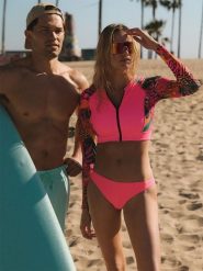 4F Dół od bikini damski - różowy XL. Czerwone bikini 4f, bez wzorów, z dzianiny, sportowe. Za 49.99 zł.