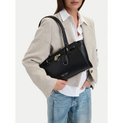 Torebka Nine West. Czarne torebki klasyczne Nine West, bez wzorów, klasyczne, bez dodatków. Za 279.99 zł.