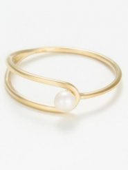 OR ÉCLAT Złoty pierścionek "Malee" z perłą rozmiar: 52. Żółte pierścionki Or Éclat, z perłą, złote. Za 618.95 zł.