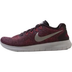 Nike Performance FREE RUN 2 Obuwie do biegania neutralne bordeaux/metallic pewter/port wine/solar red/atmosphere grey. Czerwone buty treningowe marki Nike Performance, z materiału. W wyprzedaży za 344.25 zł.