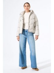 Garcia Kurtka pikowana w kolorze kremowym rozmiar: M. Brązowe kurtki Garcia, m, bez wzorów, bez kaptura. Za 244.80 zł.