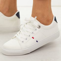 Białe trampki damskie Potocki 16393. Białe buty sportowe lifestyle POTOCKI, na jesień, bez wzorów, z dresówki, casualowe, z okrągłym noskiem, bez zapięcia. W wyprzedaży za 122.32 zł.