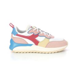 Buty do chodzenia damskie, Diadora Jolly Canvas Wn. Czerwone buty treningowe Diadora, bez wzorów, z materiału, przed kostkę, bez zapięcia, trekkingowe. Za 169.99 zł.
