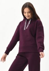 Bluza z kapturem B-ROSI. Czerwone bluzy Volcano, s, bez wzorów, z bawełny, klasyczne, bez ramiączek, z kapturem. Za 169.99 zł.