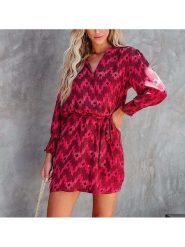 Milan Kiss Sukienka w kolorze czerwono-czarnym rozmiar: S. Czerwone sukienki Milan Kiss, na co dzień, s, bez wzorów, z tkaniny, bez kołnierzyka, bez ramiączek, mini, proste. Za 148.96 zł.