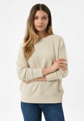 Prążkowana, luźna bluza B-MINK. Czerwone bluzy bez kaptura Volcano, l, bez wzorów, z elastanu, bez kaptura. Za 149.99 zł.