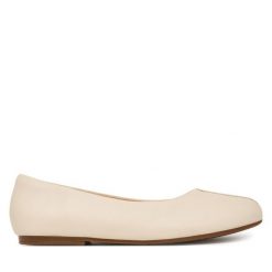 Baleriny Clarks. Baleriny Clarks, bez wzorów, bez obcasa, bez zapięcia. Za 389.99 zł.