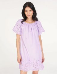 Bawełniana sukienka w ażurowy wzór. Sukienki Unisono, s, w ażurowe wzory, z bawełny, bez kołnierzyka, bez ramiączek, mini. Za 129.00 zł.