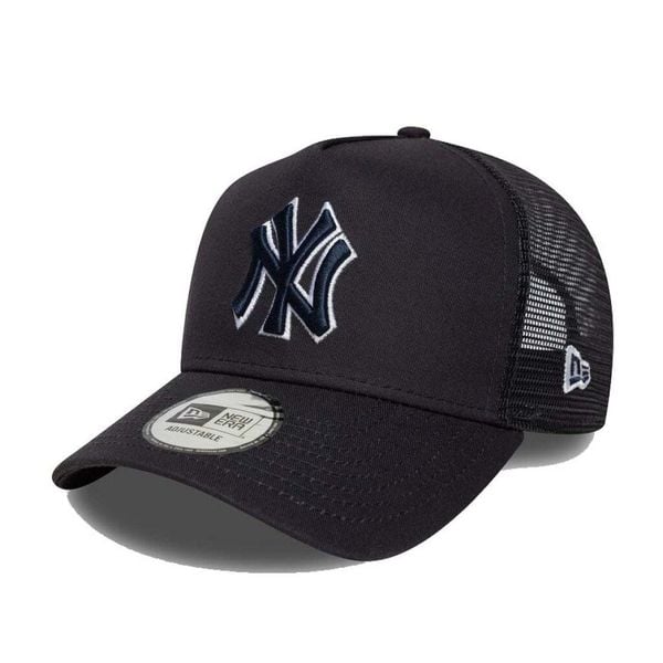 Czapka trucker New York Yankees Outline 9forty. Białe czapki z daszkiem New Era, bez wzorów, eleganckie. Za 160.50 zł.