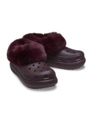 Crocs Botki "Furever Crush" w kolorze bordowym rozmiar: 38/39. Czerwone botki Crocs, bez wzorów, z materiału, bez obcasa, na platformie, bez zapięcia. Za 194.61 zł.