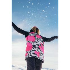 Bluza outdoorowa z kapturem damska DEEP TRIP Twix black softshell. Czarne bluzy DEEP TRIP, na zimę, bez wzorów, z softshellu, z kapturem, snowboardowy. Za 499.00 zł.