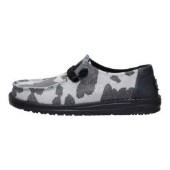 HeyDude Damskie Mokasyny Wendy Sparkle Animal. Białe mokasyny Hey dude, bez wzorów, z materiału. Za 249.00 zł.