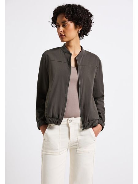 Street One Kurtka w kolorze ciemnobrązowym rozmiar: 40. Brązowe kurtki Street One, bez wzorów, street, bez kaptura. Za 215.71 zł.