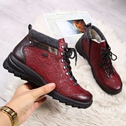 Rieker Botki damskie bordowe Rieker L7144-35 36. Czerwone botki Rieker, bez wzorów, bez obcasa, bez zapięcia. Za 237.99 zł.