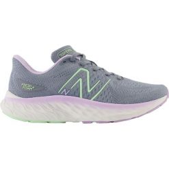 Kobieta Bieganie Buty Oddychające New Balance Fresh Foam X Evoz. Szare buty do biegania New Balance, bez wzorów, z materiału, bez zapięcia, do biegania. Za 420.90 zł.