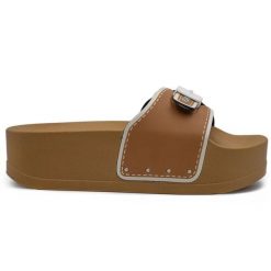 Klapki turystyczne damskie Scholl Pescura Moon Wedge. Brązowe klapki Scholl, bez wzorów, z materiału, eleganckie, bez obcasa, na koturnie, bez zapięcia. Za 169.49 zł.
