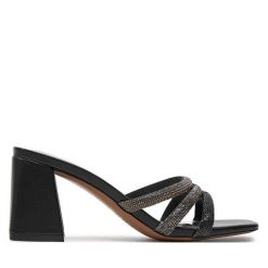 Klapki Call It Spring. Czarne klapki Call it Spring, bez wzorów, bez obcasa, bez zapięcia. Za 259.99 zł.
