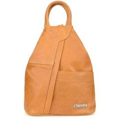 Plecak damski camelowy Beltimore Q60. Brązowe plecaki bez wzorów, duże, bez dodatków. Za 208.99 zł.