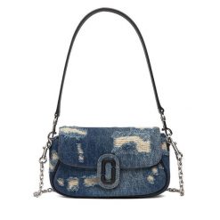 Torebka Marc Jacobs. Niebieskie torebki klasyczne Marc Jacobs, bez wzorów, z denimu, klasyczne, bez dodatków. Za 1,039.00 zł.