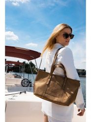 Maison héritage PARIS Skórzany shopper bag "Malta" w kolorze złotym - 52 x 31 cm rozmiar: onesize. Żółte shopper bag maison héritage PARIS, bez wzorów, z materiału, na ramię, bez dodatków. Za 426.99 zł.