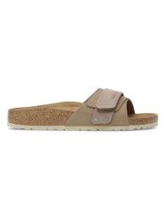 Birkenstock Skórzane klapki "Oita" w kolorze beżowym rozmiar: 39. Brązowe klapki Birkenstock, bez wzorów, klasyczne, z otwartym noskiem, bez obcasa, bez zapięcia. Za 406.57 zł.
