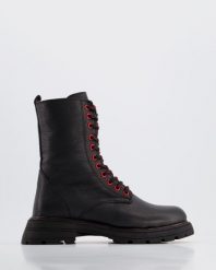 CZARNE BOTKI D22KB-1035LX BLA. Czarne botki Venezia, bez wzorów, ze skóry, bez obcasa, bez zapięcia. Za 229.00 zł.
